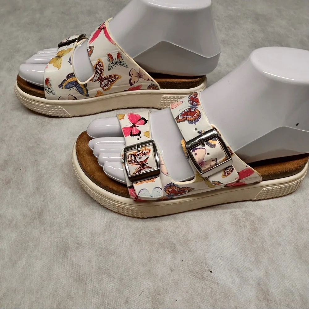Wonder Nation‎ White and Pink Sandals with Floral Design